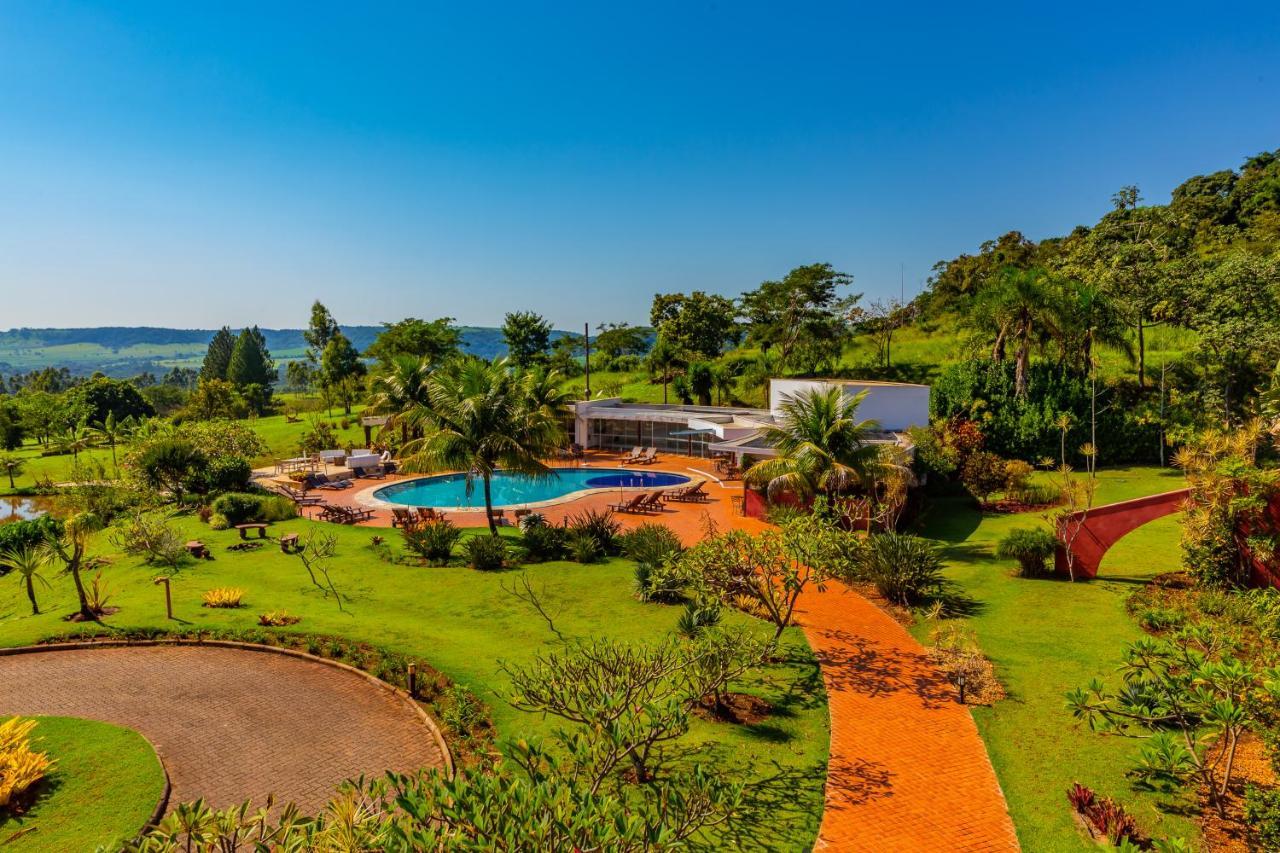 Hotel Boutique Frangipani Brotas Extérieur photo View of the resort