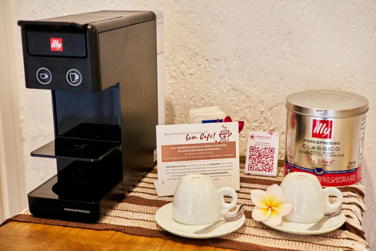 Hotel Boutique Frangipani Brotas Extérieur photo A single serve coffee machine